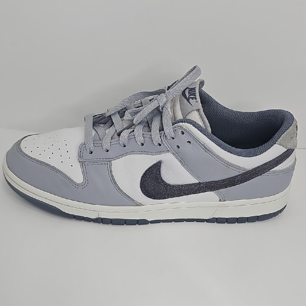 Men's Nike Dunk Low Retro, Size 11 - White / Light Carbon / Platinum Tint - Picture 5 of 14
